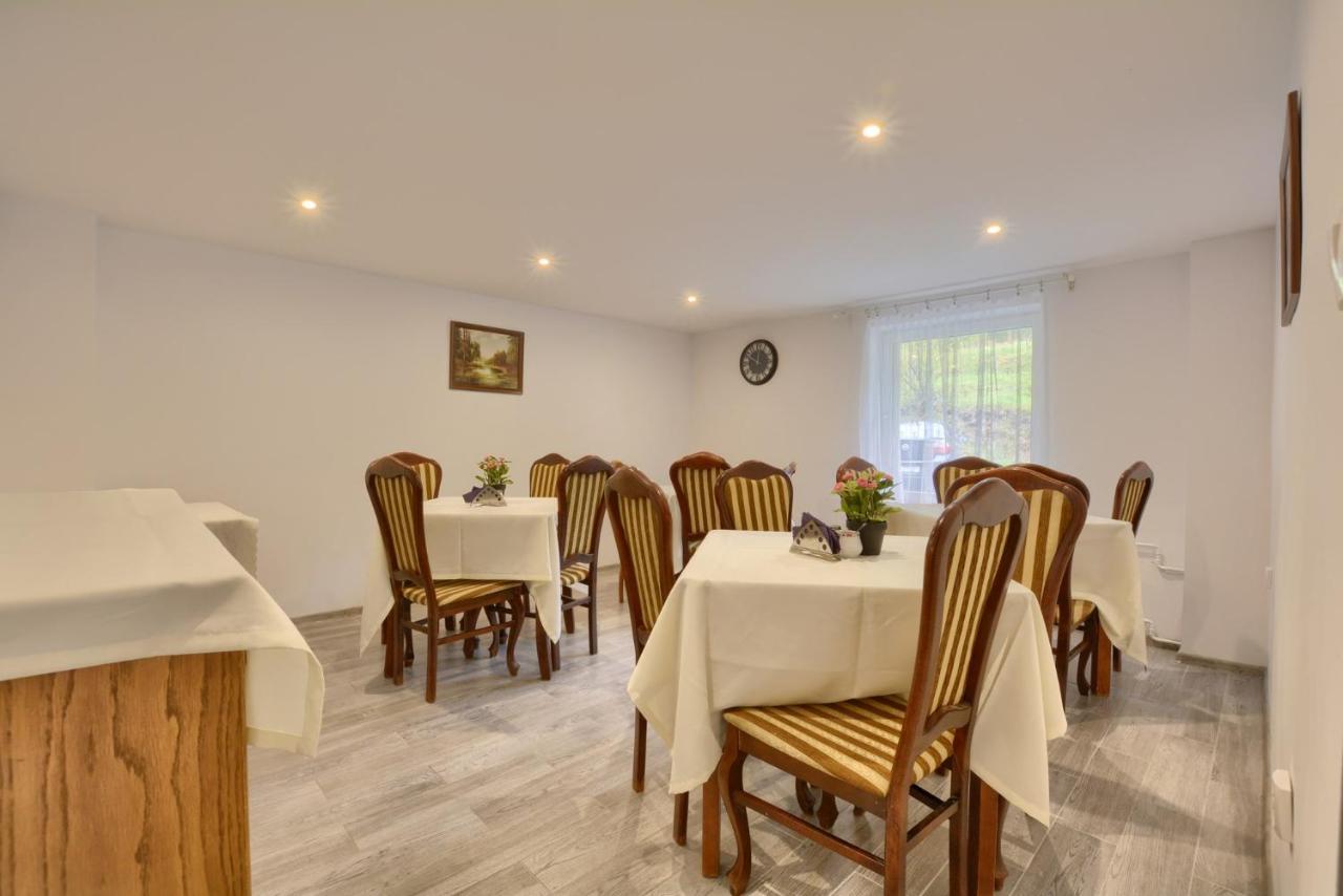 Poziomka Bed & Breakfast *